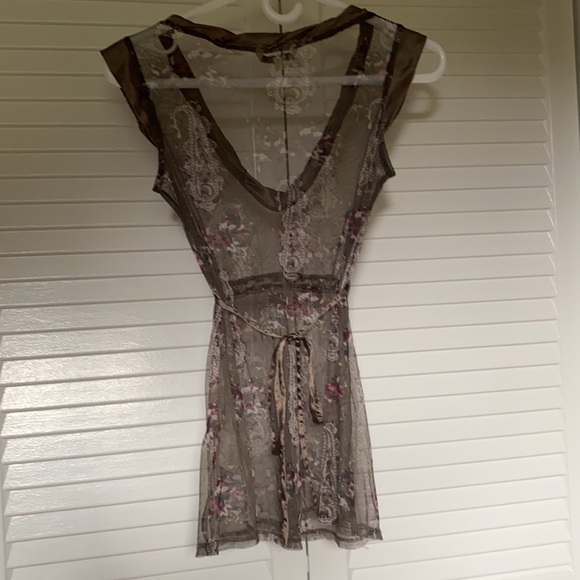 RW&Co. sheer blouse - Picture 5 of 5